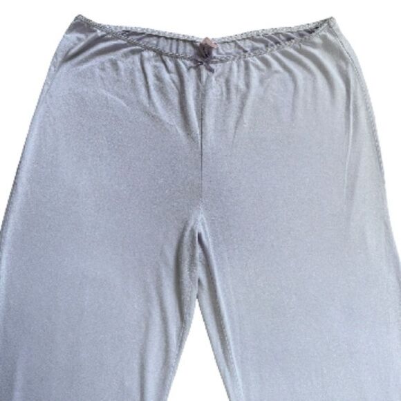 Victoria’s Secret Lilac Lace Hem Loungewear Pants - Picture 2 of 7